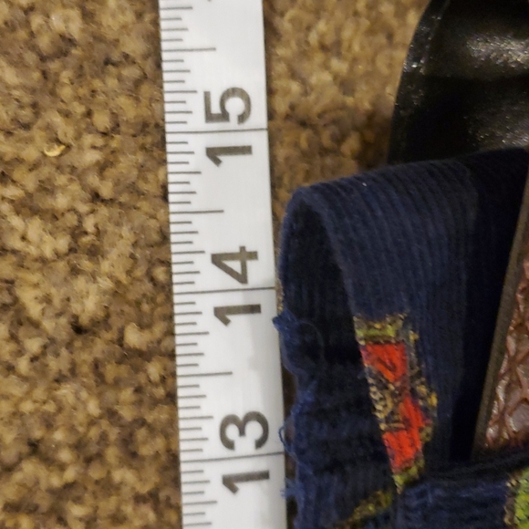 Vintage Courduroy Shorts by Counterparts - Picture 13 of 15